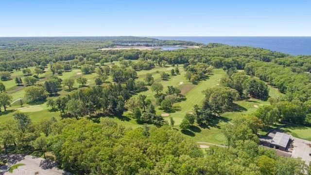 2964 Lakeshore Drive E 204, Muskegon, MI 49441