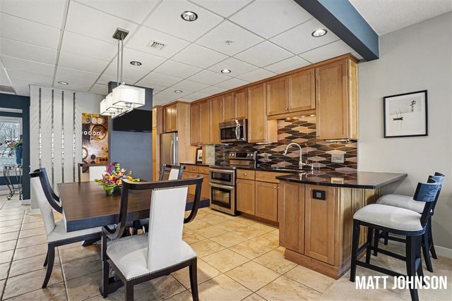 2964 Lakeshore Drive E 204, Muskegon, MI 49441