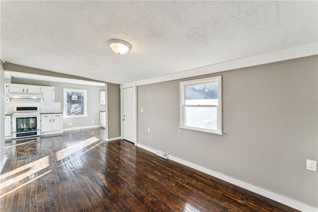 4456 N Bellefontaine Avenue, Kansas City, MO 64117