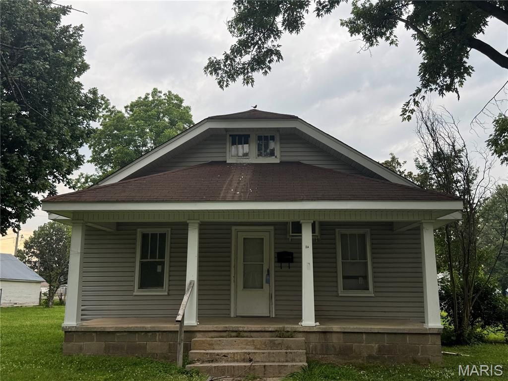 334 E Kathleen Street, Sikeston, MO 63801