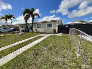 11801 SW 172nd St 2, Miami, FL 33177