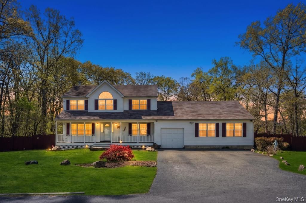32 Prince Road, Rocky Point, NY 11778