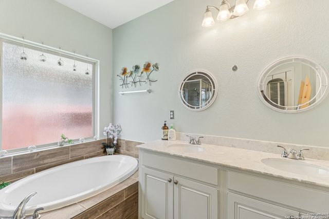 2130 Rustling Way, Seguin, TX 78155