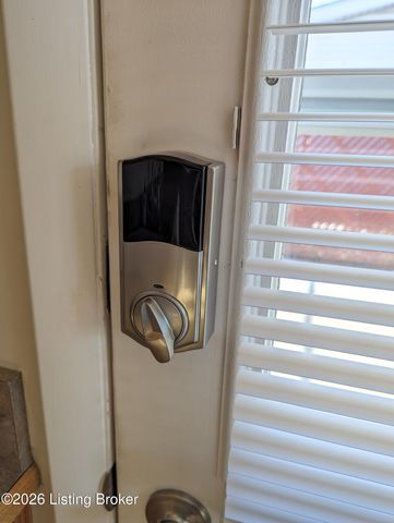 1701 Brentmoor Ln, Louisville, KY 40223