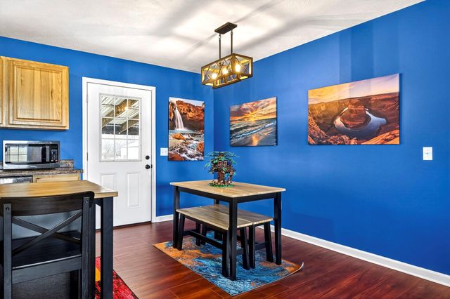 114 E South Street, Seymour, MO 65746