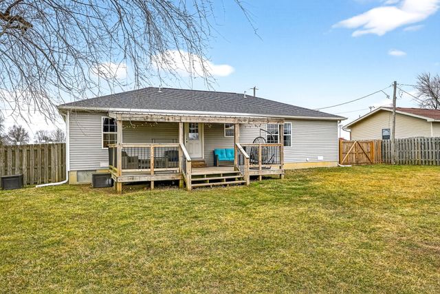 114 E South Street, Seymour, MO 65746