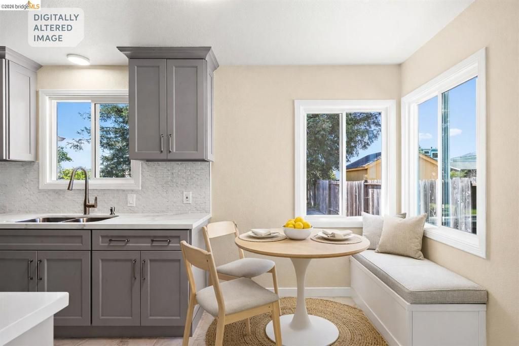 Image 14 of property listing at 1067 Lassen St, Richmond, CA 94805