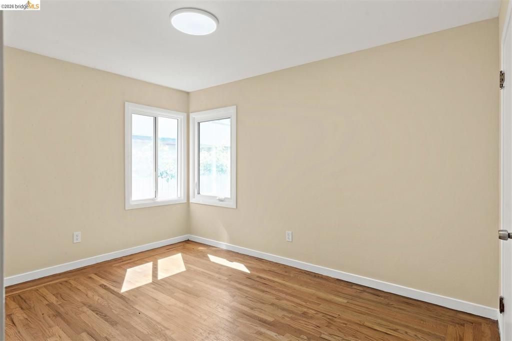 Image 22 of property listing at 1067 Lassen St, Richmond, CA 94805