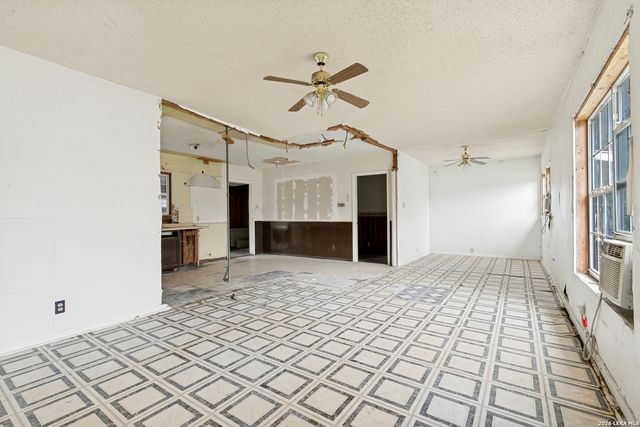 518 Hillwood, San Antonio, TX 78213