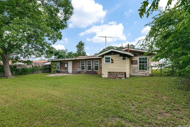 518 Hillwood, San Antonio, TX 78213