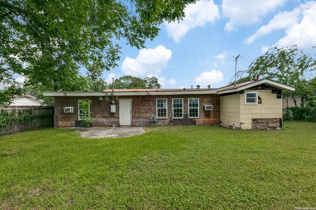 518 Hillwood, San Antonio, TX 78213
