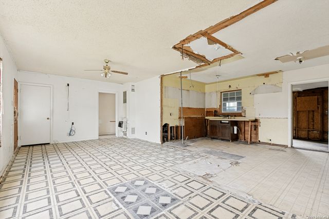 518 Hillwood, San Antonio, TX 78213