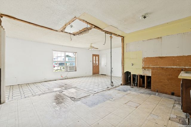 518 Hillwood, San Antonio, TX 78213