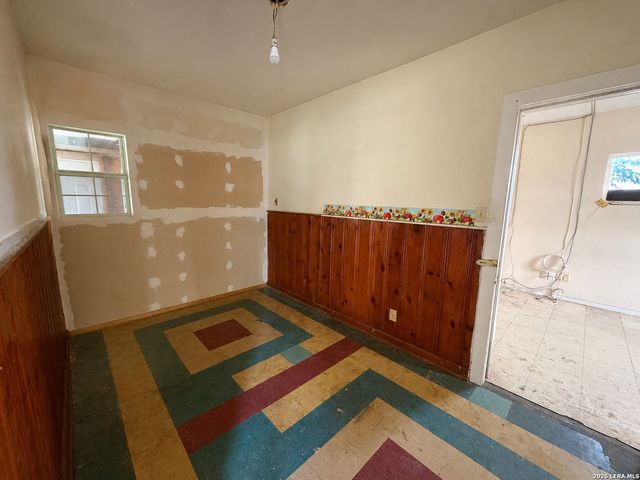 518 Hillwood, San Antonio, TX 78213