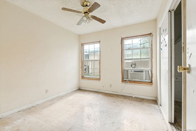 518 Hillwood, San Antonio, TX 78213