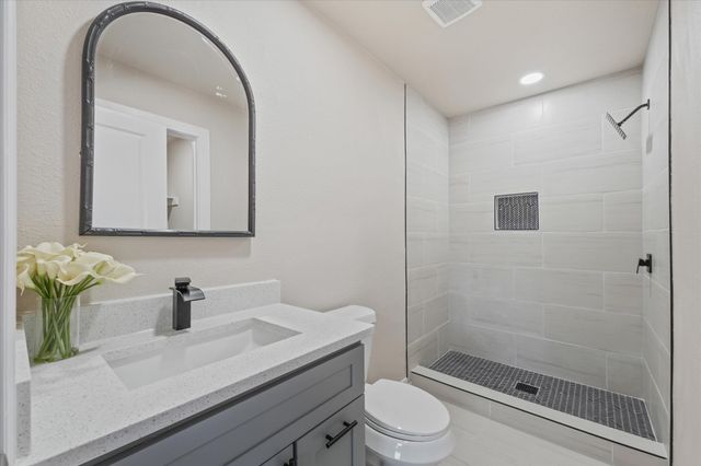 3220 Healey Drive, Dallas, TX 75228