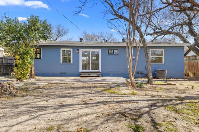 3220 Healey Drive, Dallas, TX 75228