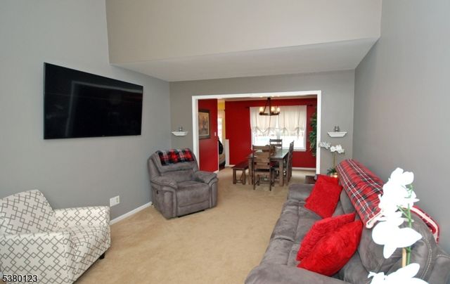 32 Peterson Rd, Hillsborough Twp., NJ 08844