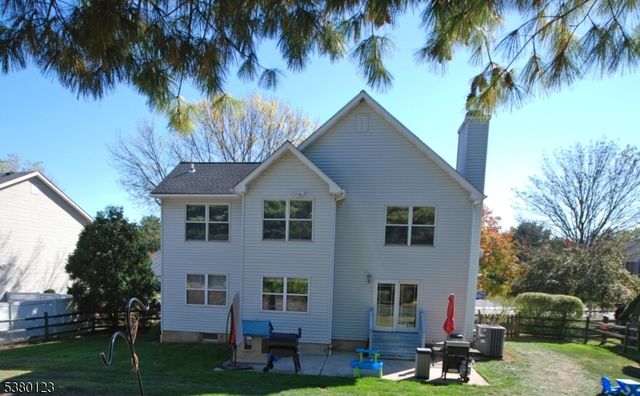 32 Peterson Rd, Hillsborough Twp., NJ 08844