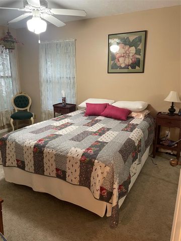 2619 Sailboat Drive, Nassau Bay, TX 77058