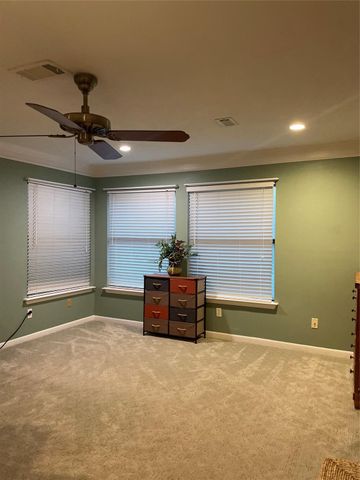 2619 Sailboat Drive, Nassau Bay, TX 77058
