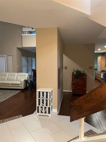 2619 Sailboat Drive, Nassau Bay, TX 77058