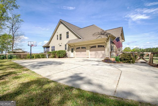 357 Brooks Road, Brooks, GA 30205