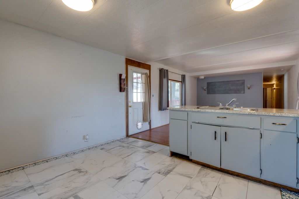 3928 E Lane Park Rd, Mead, WA 99021 photo 9