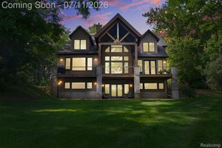 11590 Sumpter Drive, Green Oak Township, MI 48178