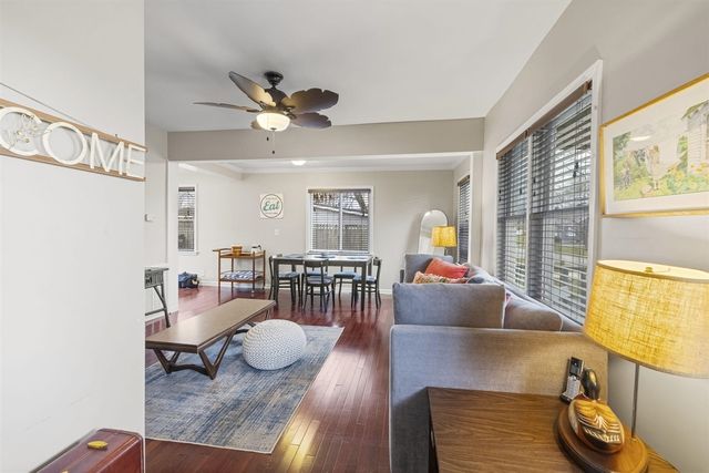 607 Sherwood Avenue, Three Oaks, MI 49128