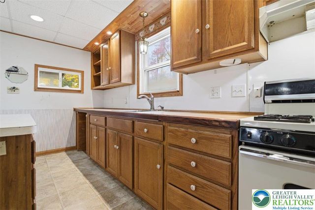 286 Oak Road, Washington Twp, PA 18013