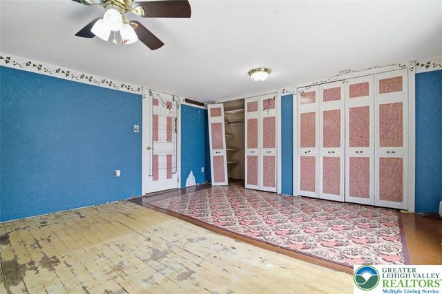 286 Oak Road, Washington Twp, PA 18013