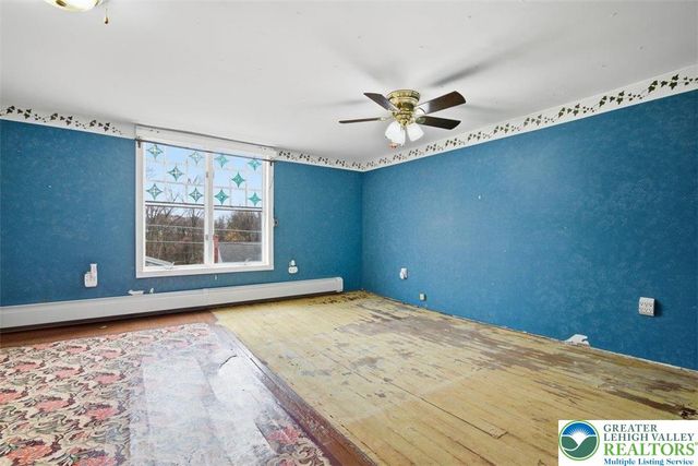 286 Oak Road, Washington Twp, PA 18013