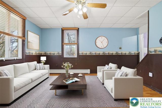 286 Oak Road, Washington Twp, PA 18013