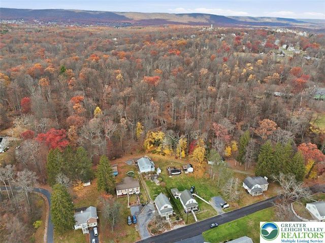 286 Oak Road, Washington Twp, PA 18013