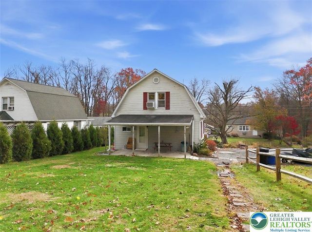 286 Oak Road, Washington Twp, PA 18013