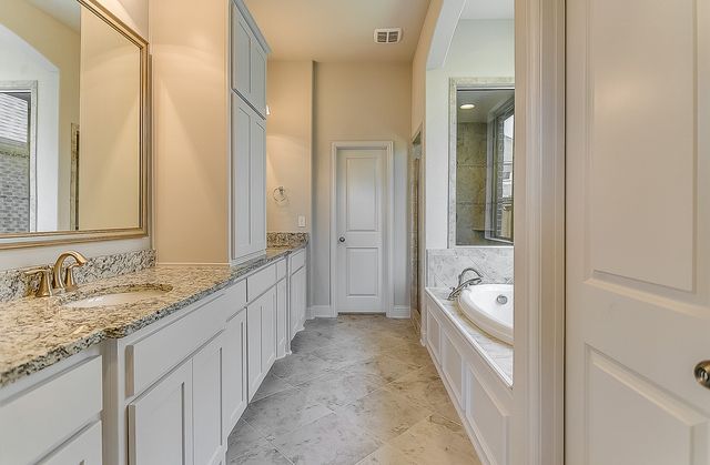 3021 Avondale, The Colony, TX 75056