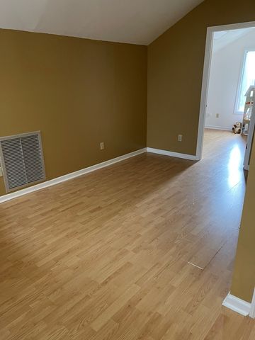 101 Foxrun, Dothan, AL 36303