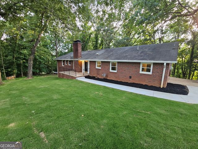 3248 Hilltop Circle, Gainesville, GA 30506