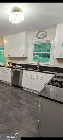 3248 Hilltop Circle, Gainesville, GA 30506