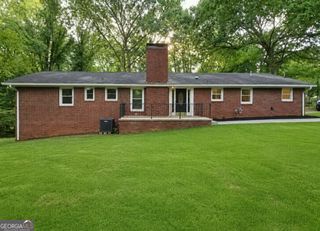3248 Hilltop Circle, Gainesville, GA 30506