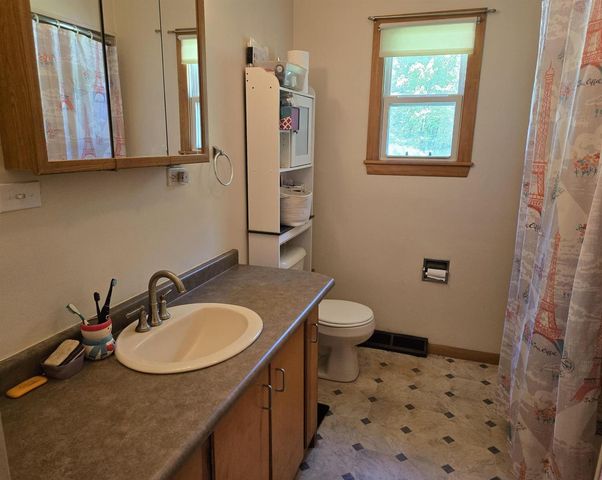 3570 County Road Q, Wisconsin Rapids, WI 54495