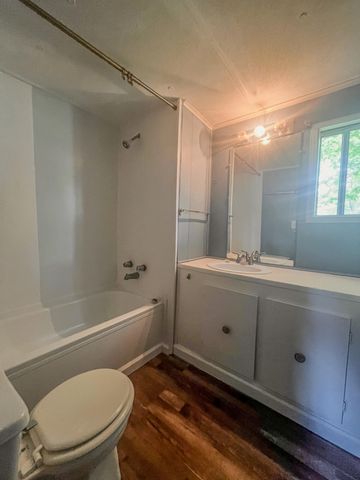 695 N Standard Avenue, Corbin, KY 40701