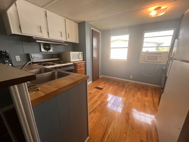 695 N Standard Avenue, Corbin, KY 40701