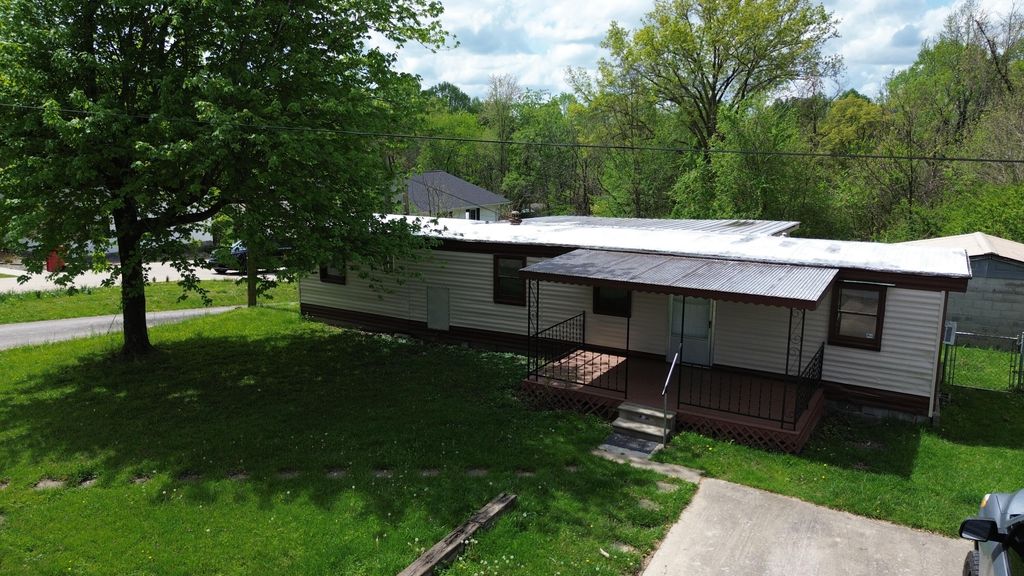 695 N Standard Avenue, Corbin, KY 40701