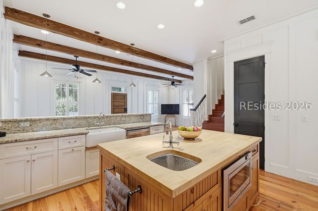 1708 King St, Beaufort, SC 29902