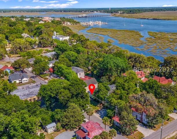 1708 King St, Beaufort, SC 29902