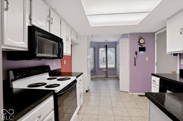 7670 Eagle Valley Pass, Indianapolis, IN 46214