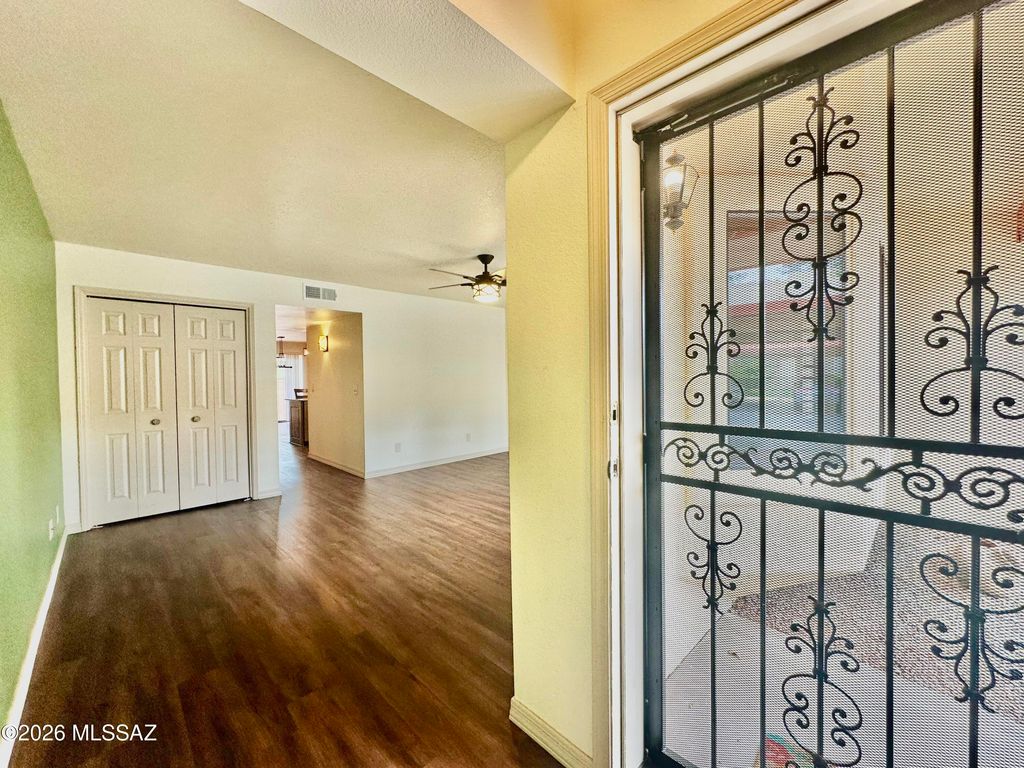 10119 E Chevelon Street, Tucson, AZ 85748