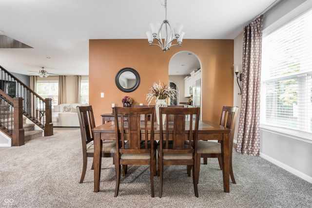 725 Bracknell Drive, Avon, IN 46123